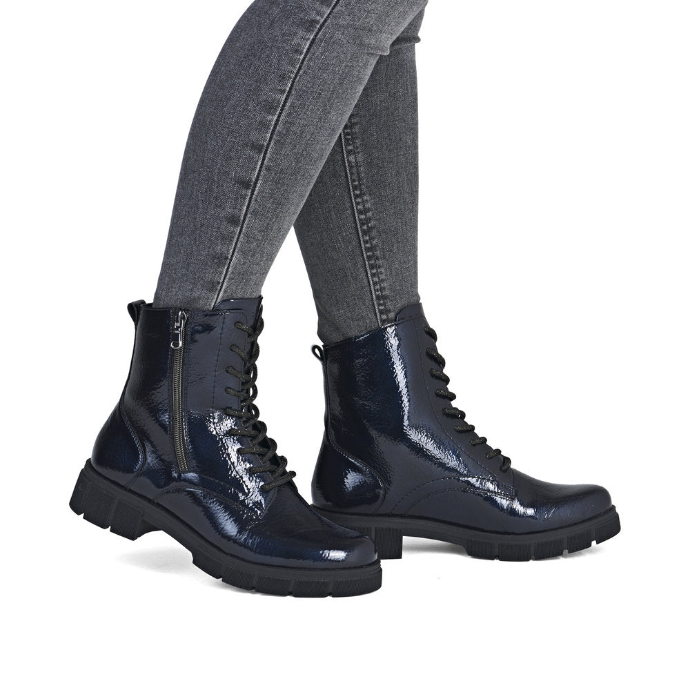 D2S74